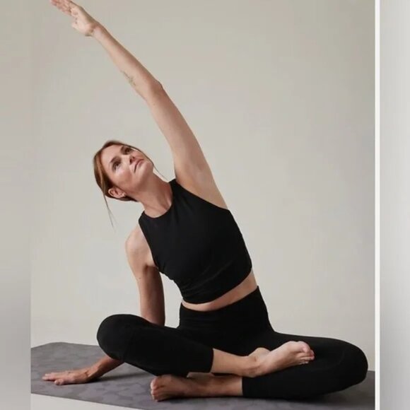 Athleta Conscious Twist Crop Top Sports Bra Black Size Small - Picture 3 of 6